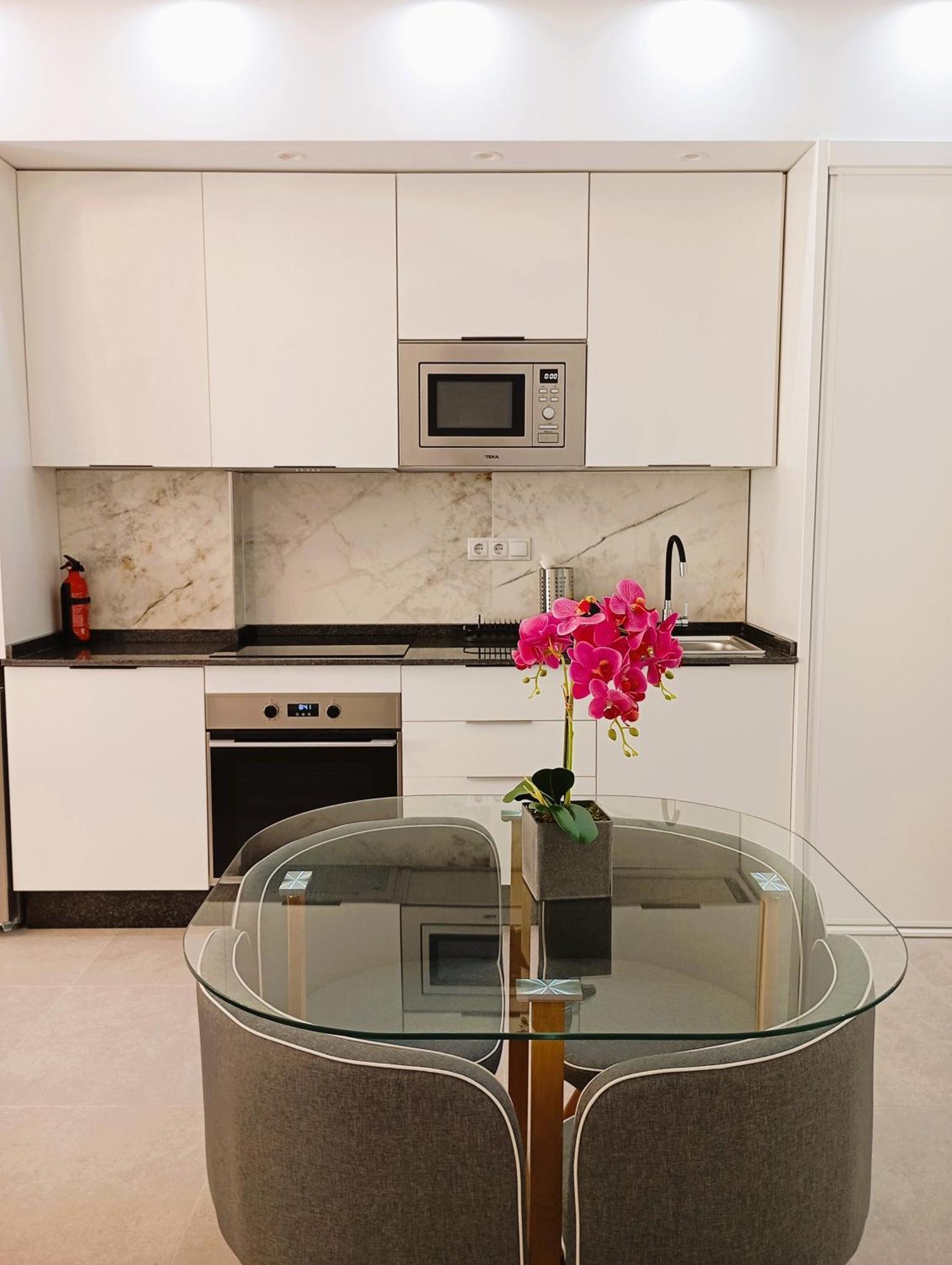 מאלגה Moderno Apartamento En La Luz מראה חיצוני תמונה
